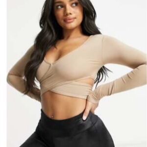 Crossover beige Sexy cross wrap top